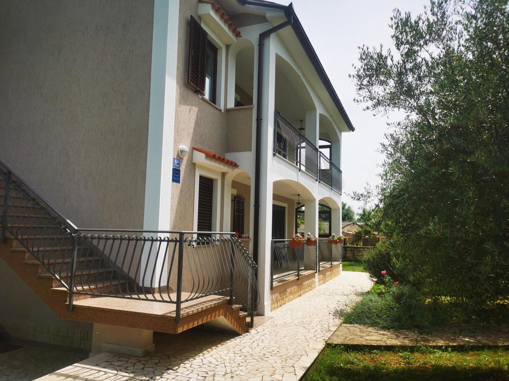 Garden Apartment Maria Vrsar Εξωτερικό φωτογραφία