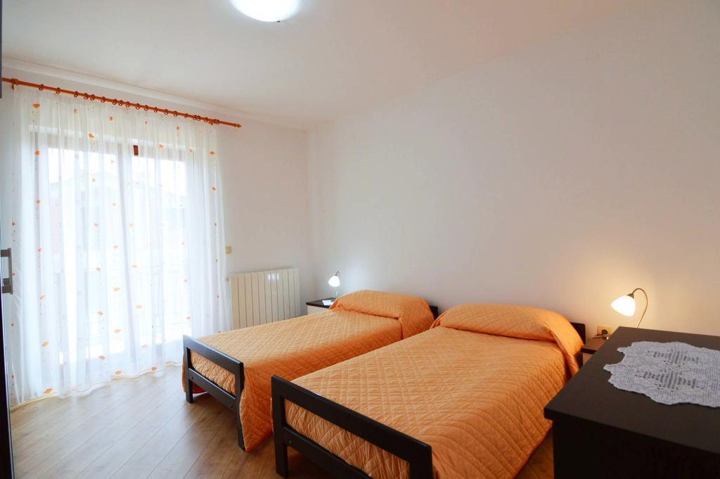 Garden Apartment Maria Vrsar Εξωτερικό φωτογραφία