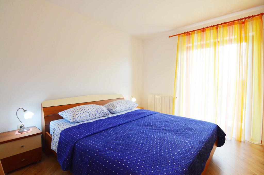 Garden Apartment Maria Vrsar Εξωτερικό φωτογραφία