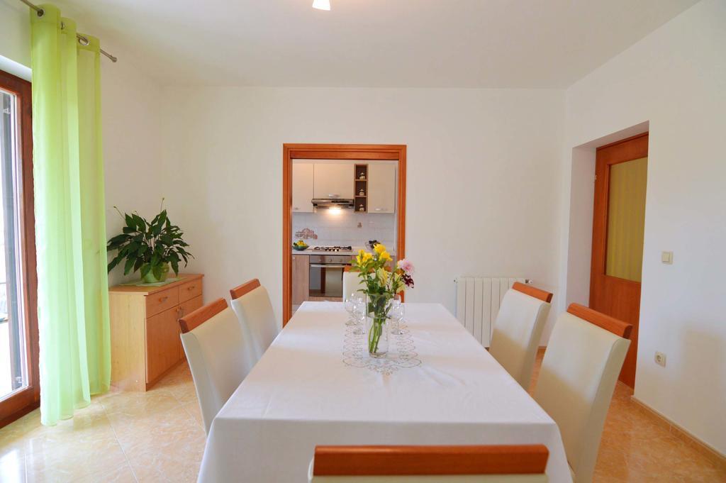 Garden Apartment Maria Vrsar Εξωτερικό φωτογραφία